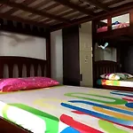 1981 Guest House